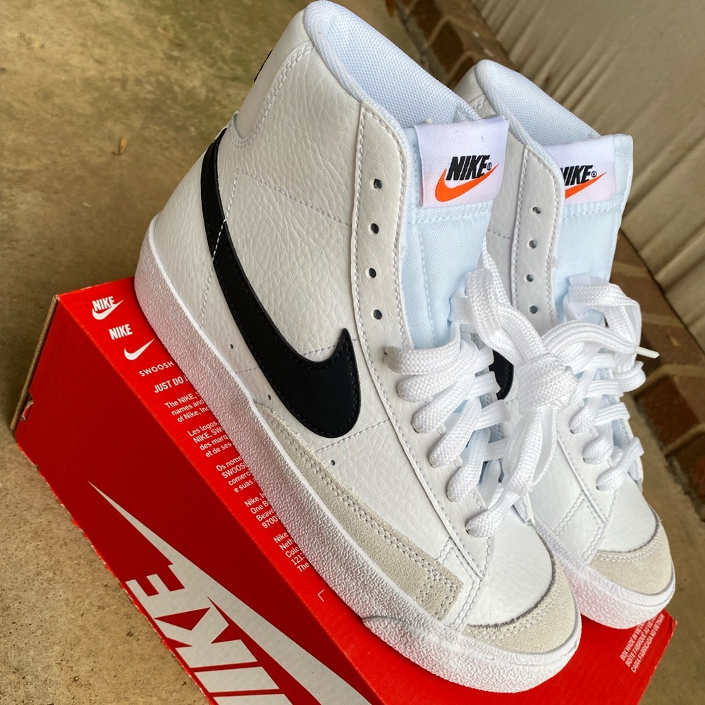 nike blazer mid 77